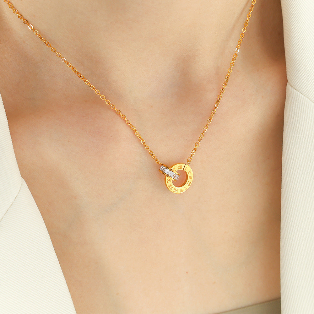 Collier Romane