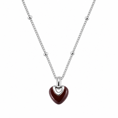 Collier Isméria argenté pendentif cœur moderne romantique acier inoxydable fond blanc Amalys Paris