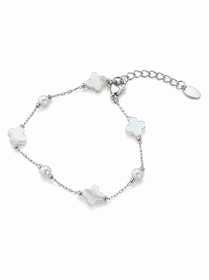 Bracelet Alya argenté chaîne fine perles blanches bohème acier inoxydable fond blanc Amalys Paris